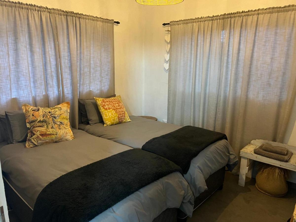 Linga Futhi Beach Cottages Port Saint Johnʼs Kamer foto